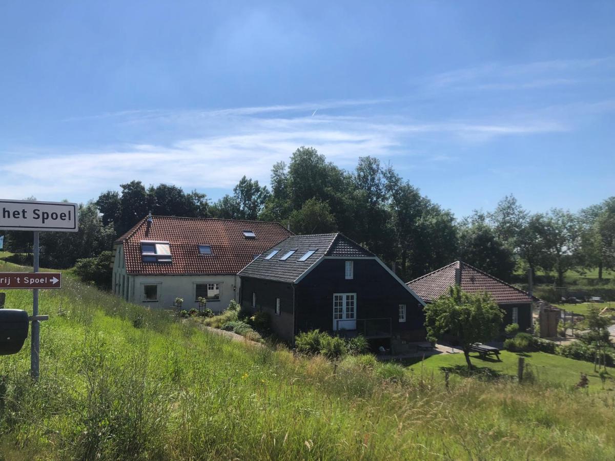 Het Spoel - The Black Barn Кулемборг Экстерьер фото